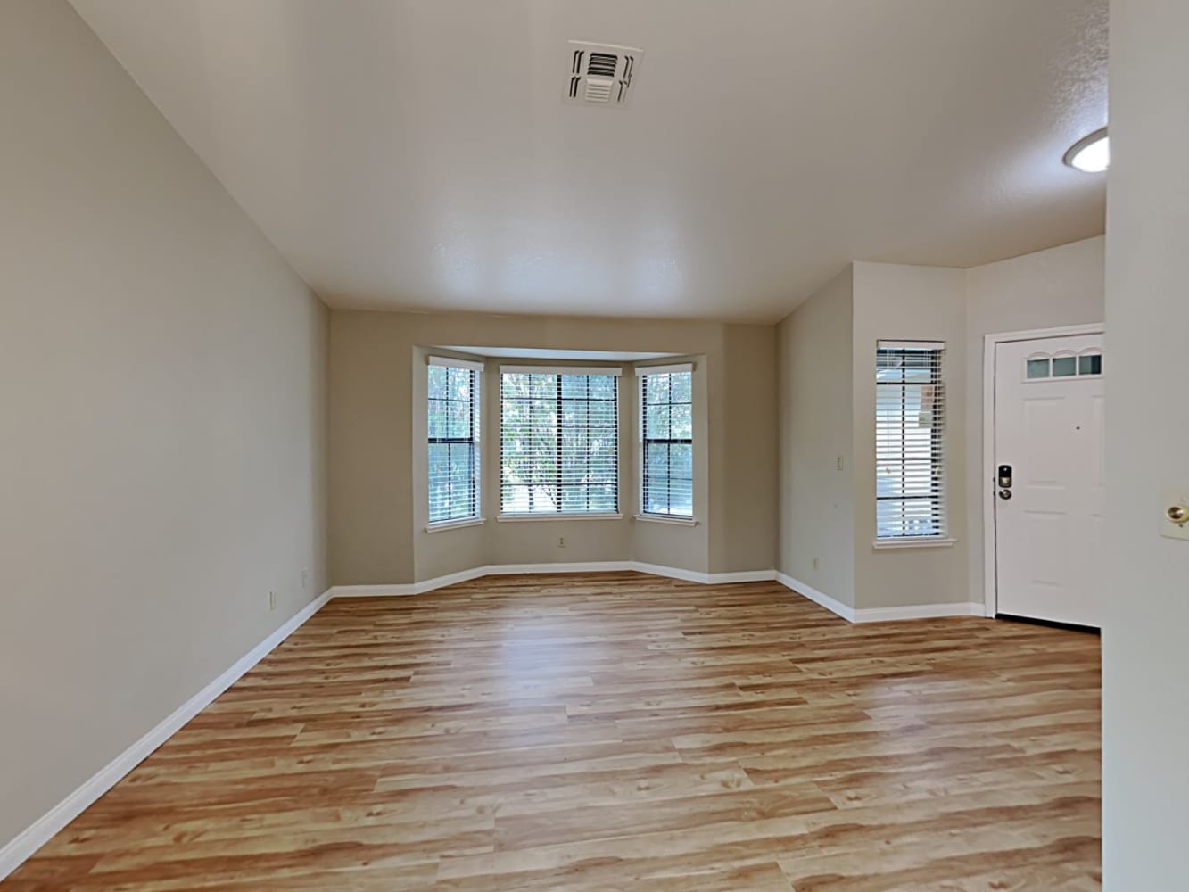 8821 Somershire Way photo 3