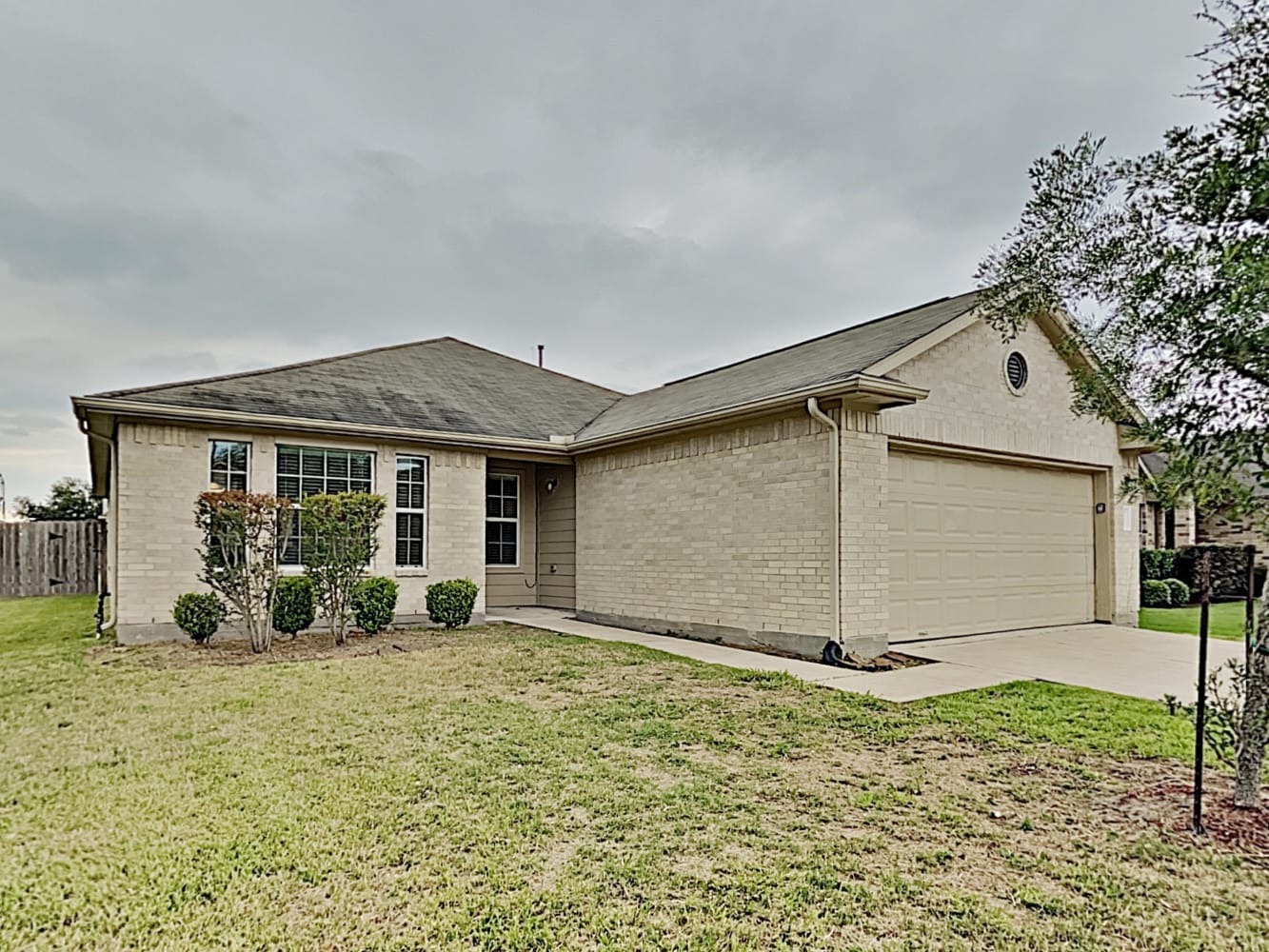 4026 Hawthorne Glen Ct photo 4