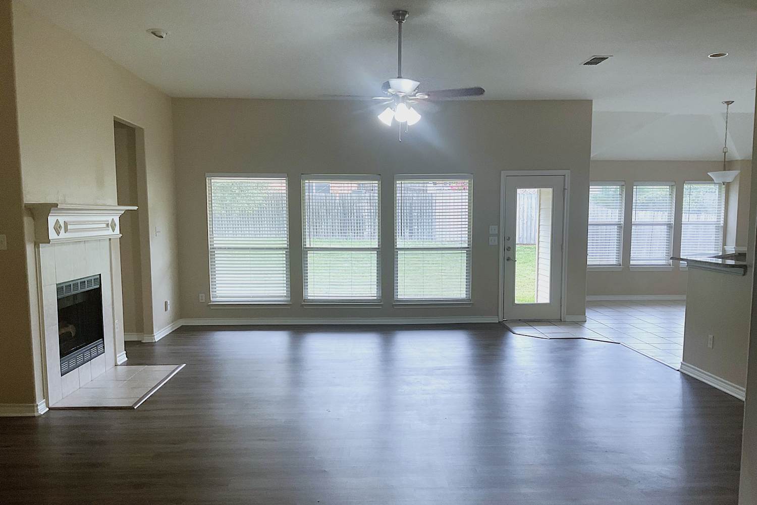 2105 Nugent Dr photo 3