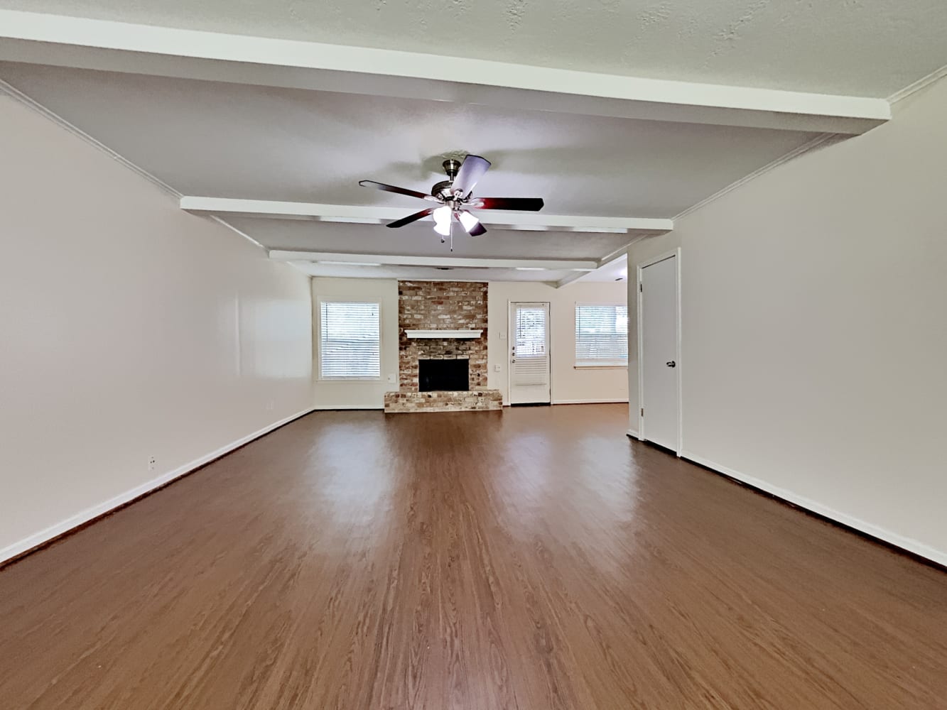 210 Blue Ridge Dr photo 4