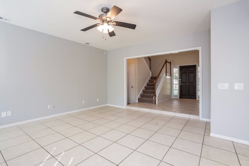 2117 Shadow Bay Cir photo 3