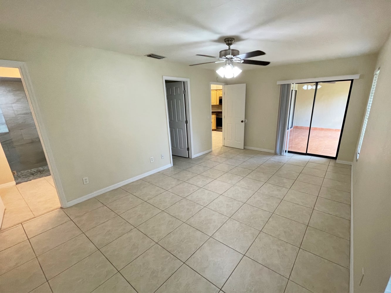 21370 Grayton Ter photo 3