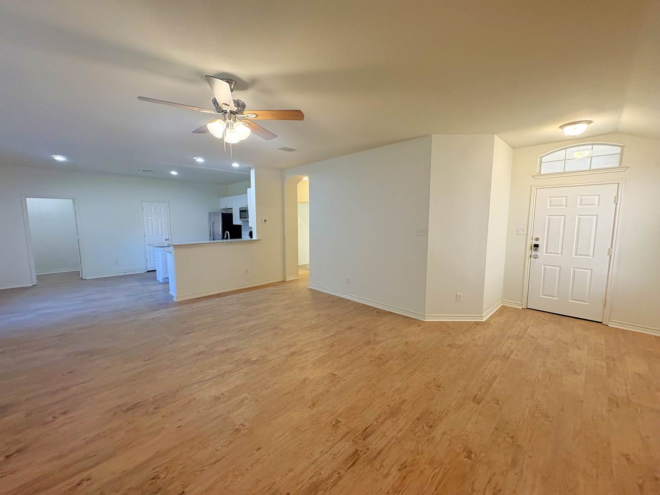 2146 Fair Weather Dr photo 3