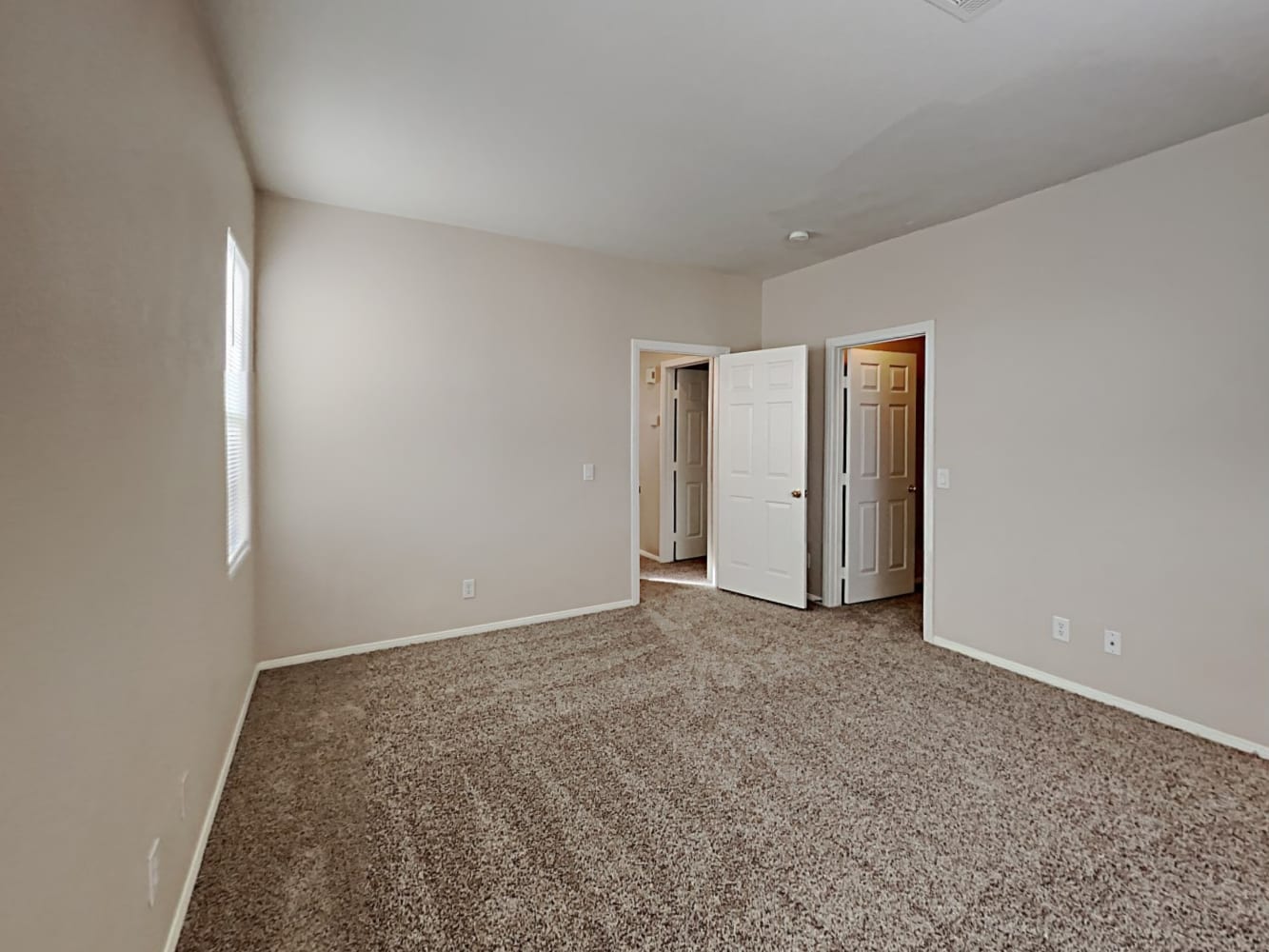 1331 Willow Village Ave photo 5