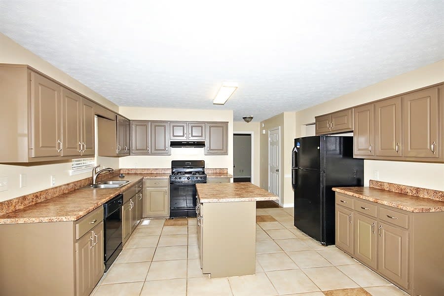 2190 Hampton Trl SE photo 4