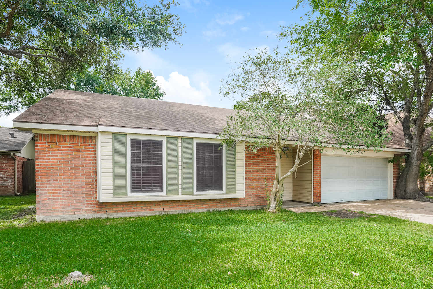 22006 Castle Springs Dr photo 3