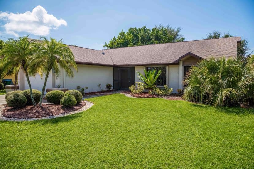 2212 Viscaya Pkwy photo 2