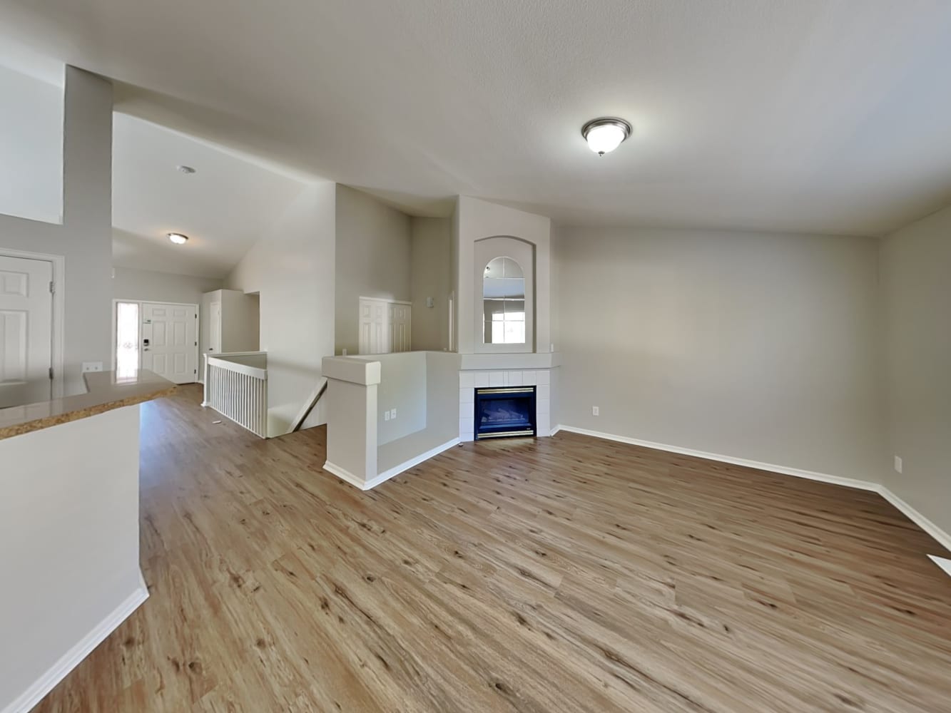 2224 S Ventura St photo 5