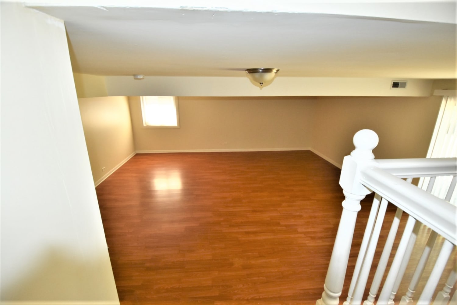 22830 Lakeshore Dr photo 2