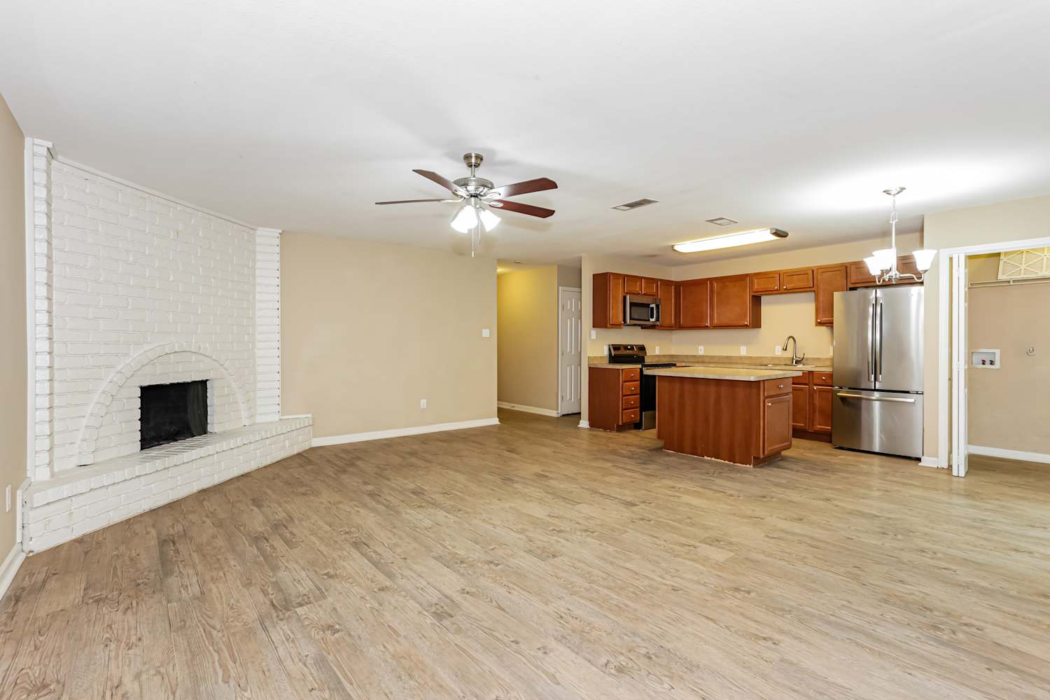 2308 Tallowood Ct photo 4