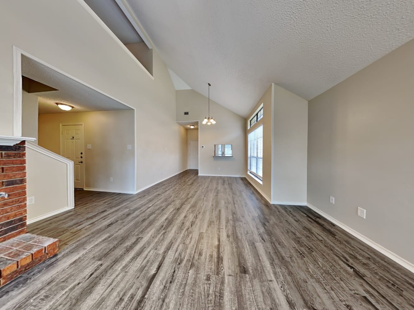2404 Beaver Run photo 5