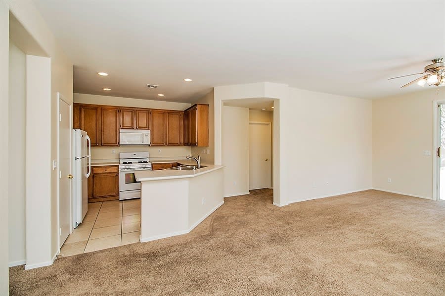 1810 Running Fawn Ct photo 4
