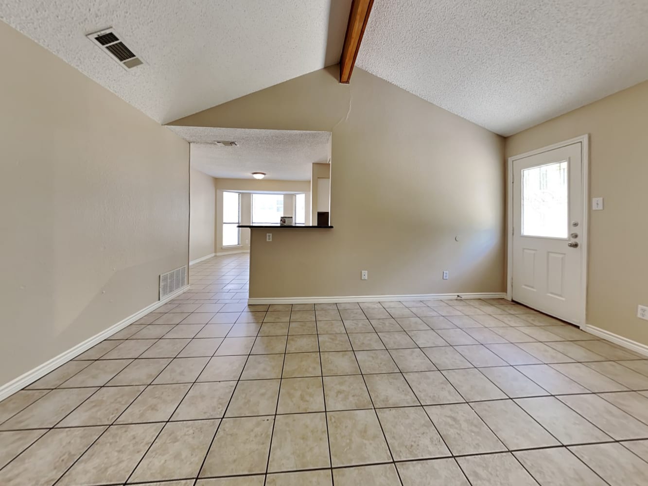 2512 Bayberry Ln photo 5