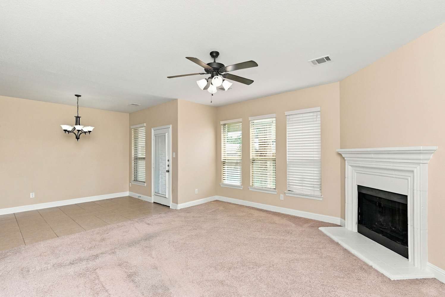 2528 Open Range Dr photo 4