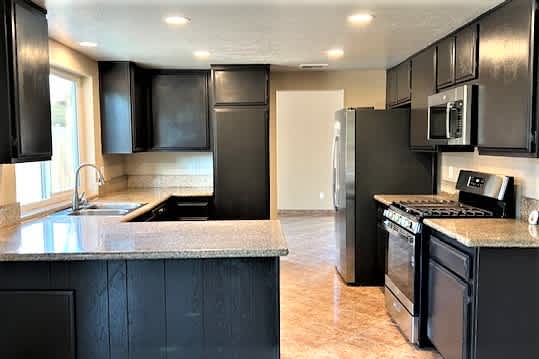 25762 Fir Ave photo 4