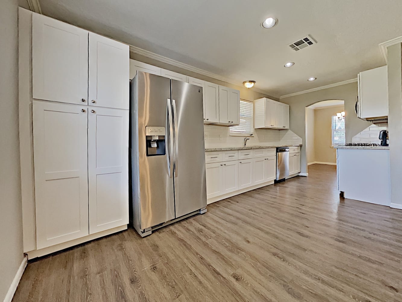 2705 Coy Dr photo 5