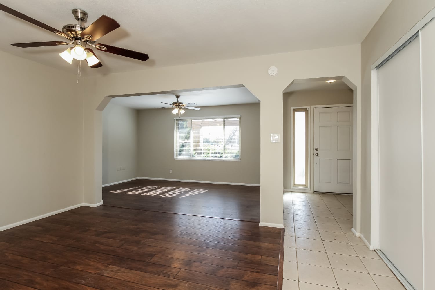 6222 W Cortez Street photo 3