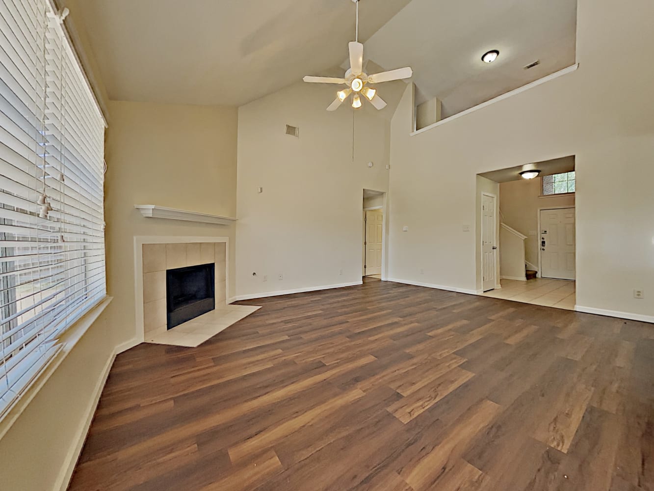 2883 Diamond Bay Dr photo 5