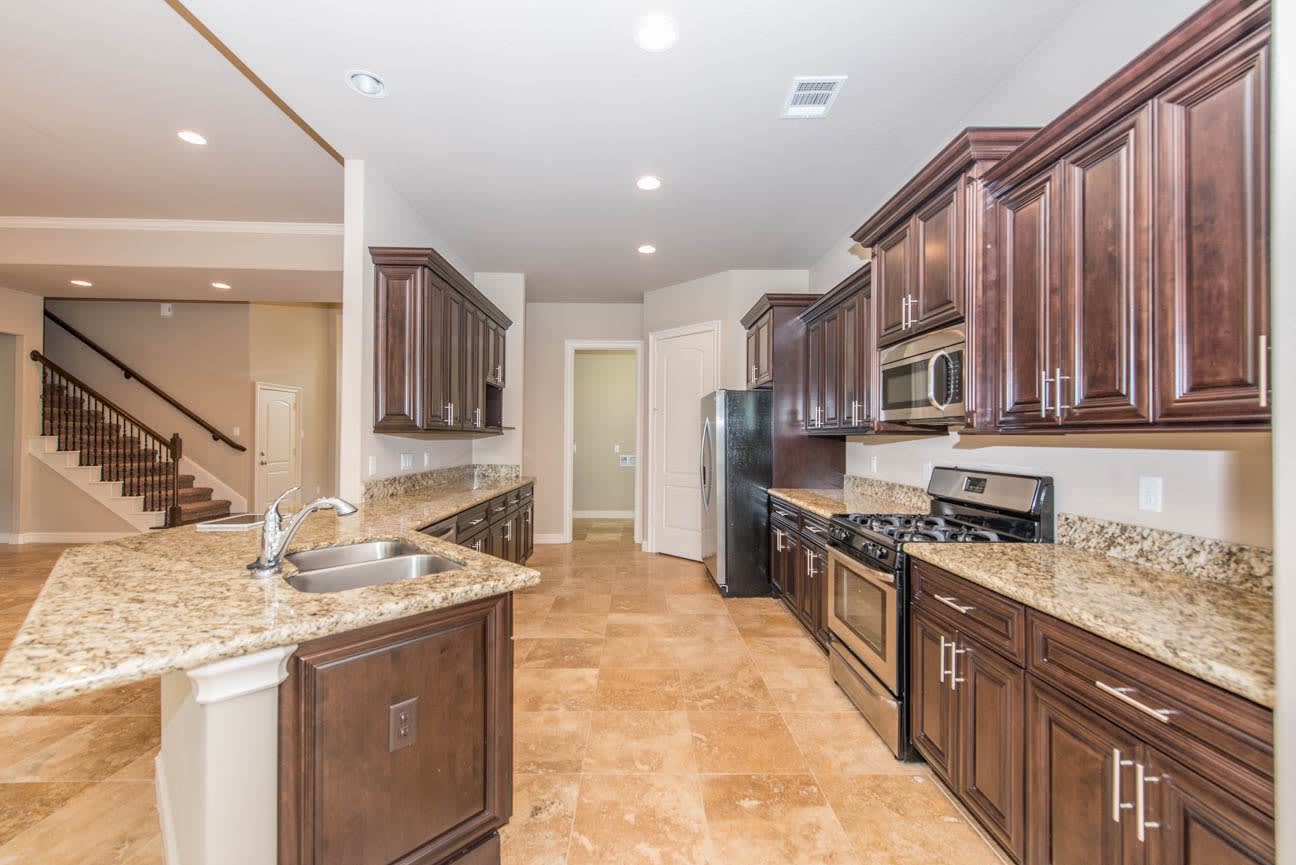 28 Wyndemere Dr photo 5