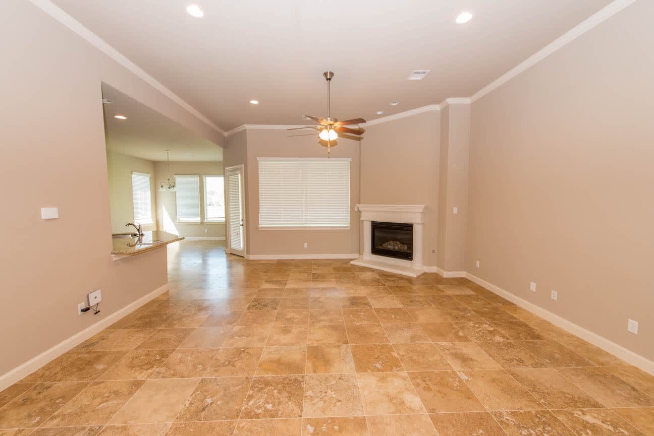 28 Wyndemere Dr photo 3