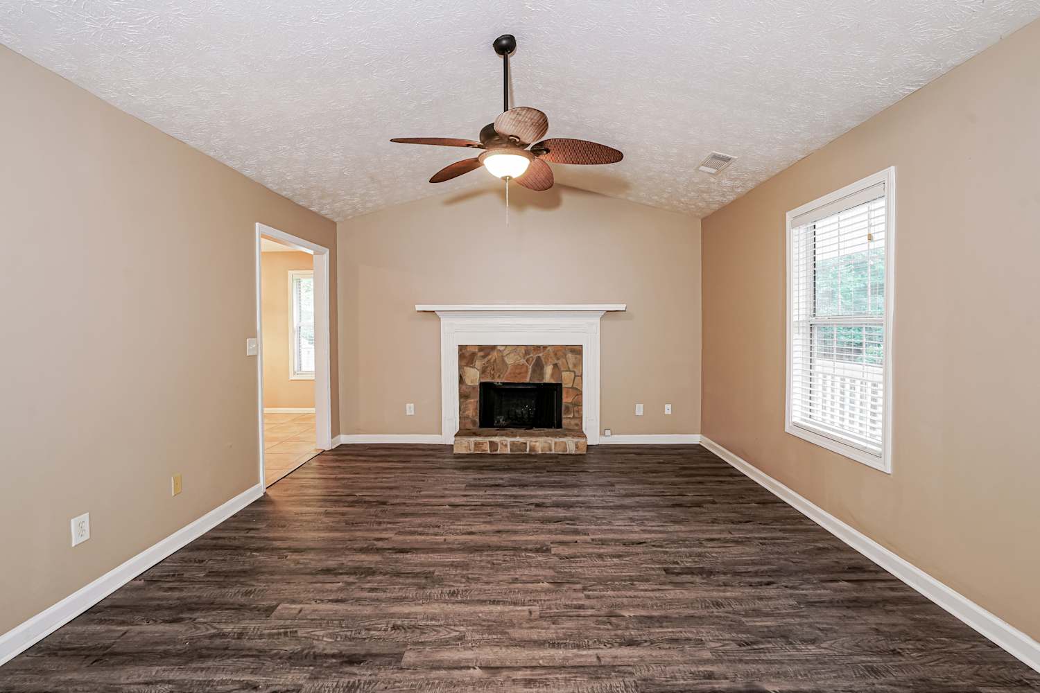 85 Pebble Ridge Dr photo 5