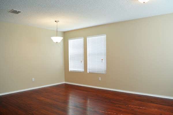 2952 Volturno Dr photo 3