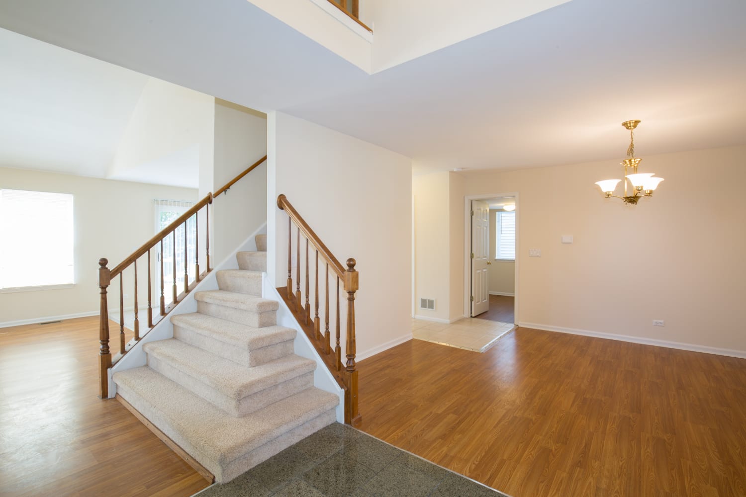 2970 Hillsboro Ln photo 5
