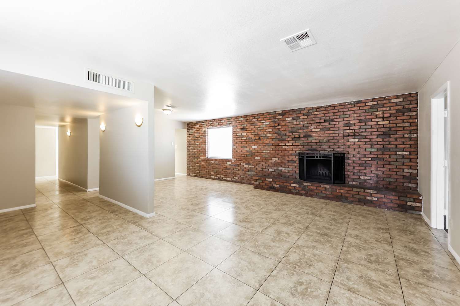6231 W Georgia Ave photo 3