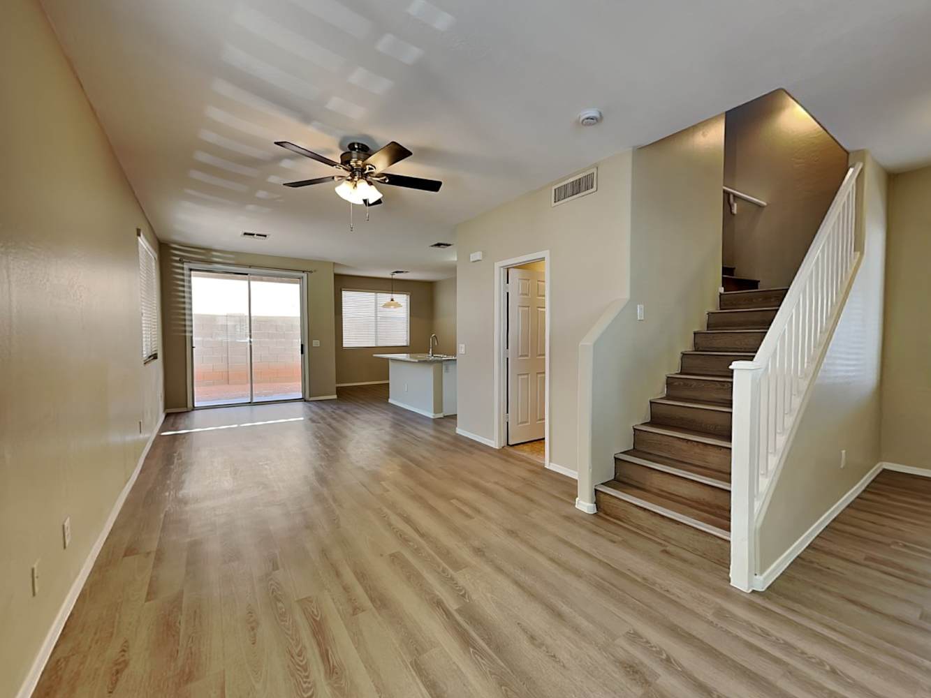 5221 W Fulton St photo 5