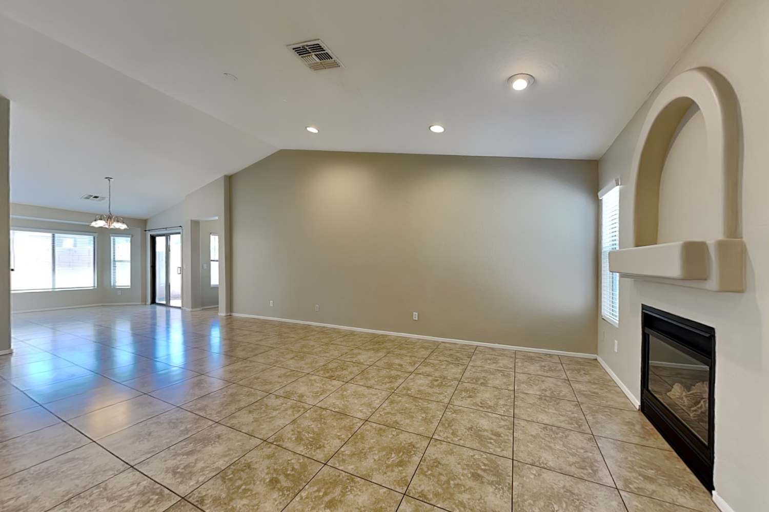 45055 W Portabello Rd photo 4
