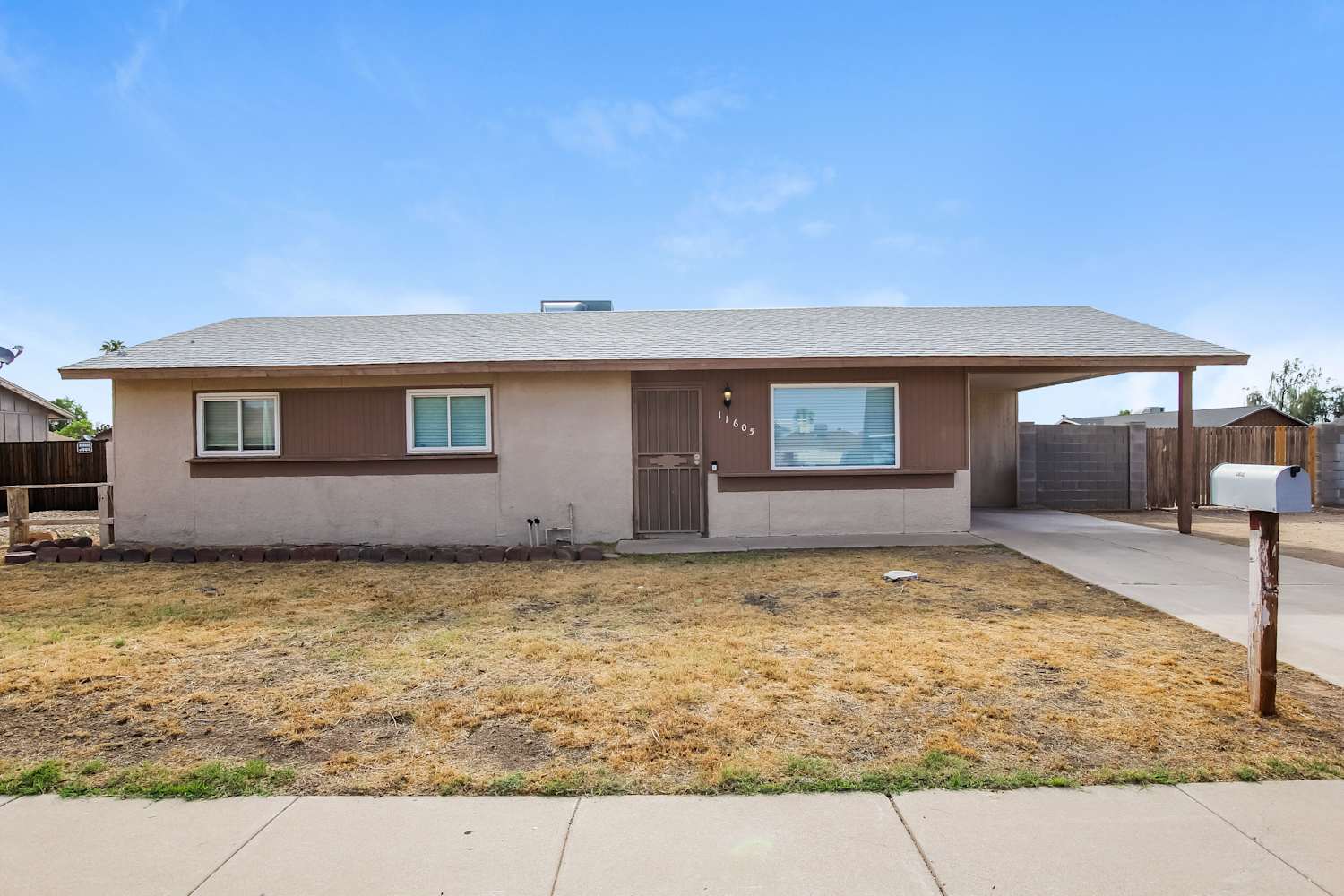 11605 N 58th Ave Glendale, AZ 85304 photo 3