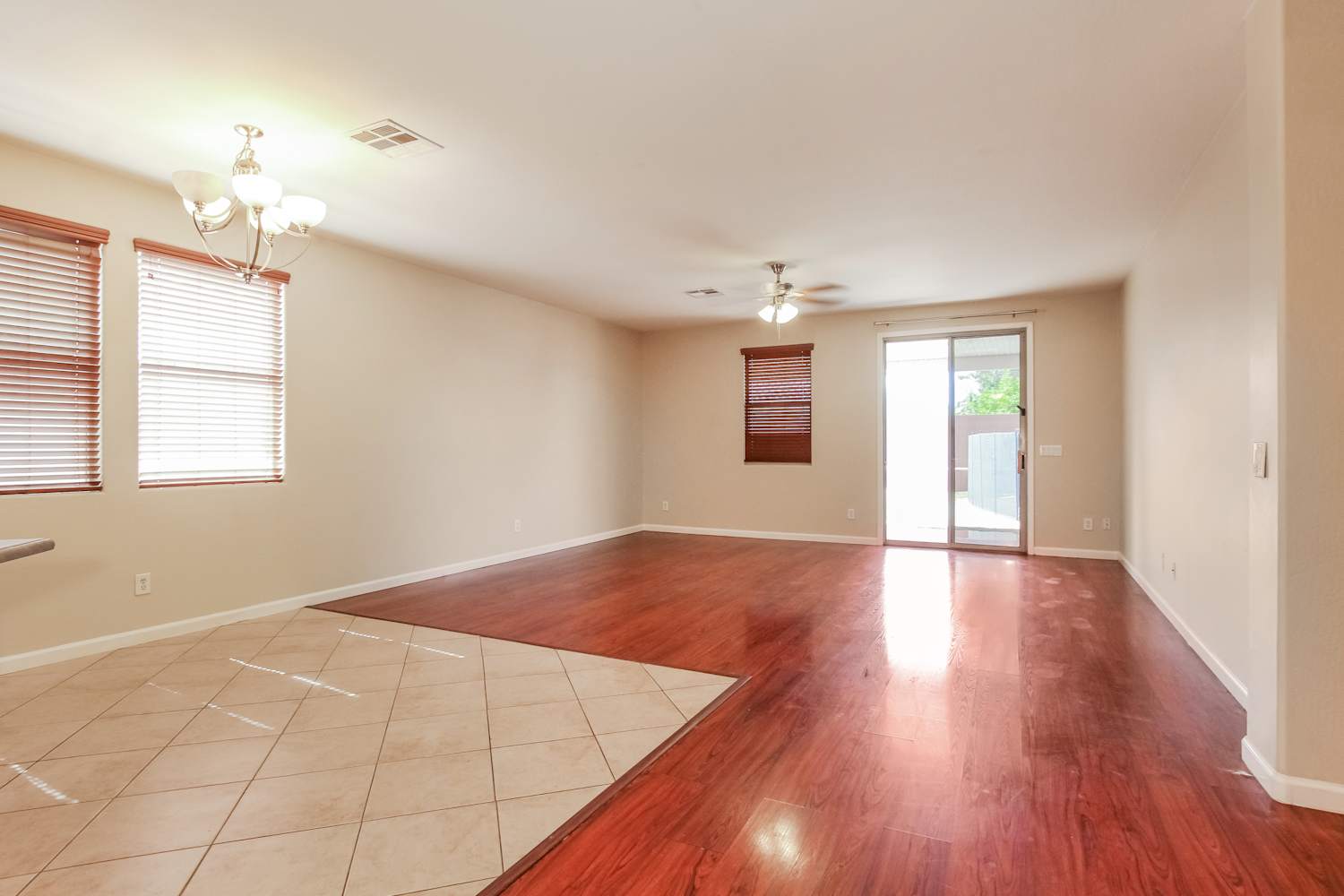 45667 W Tucker Rd photo 4