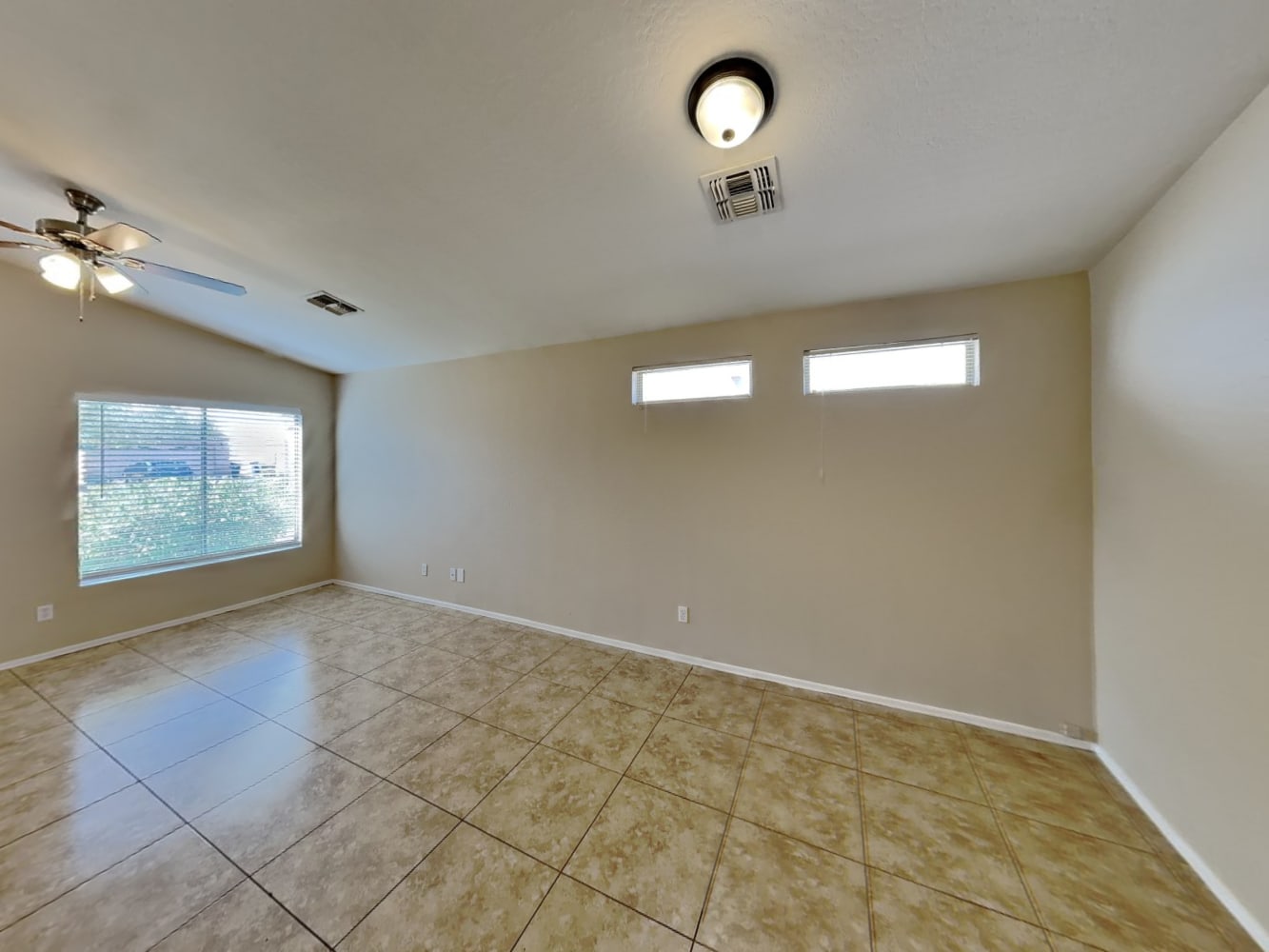 12614 W Ash St photo 3