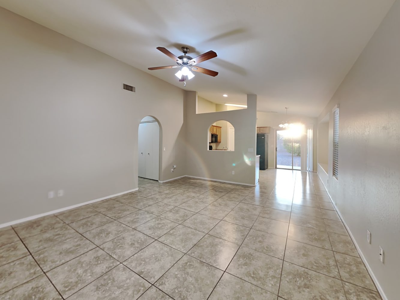 9128 S Parkside Ln W photo 3