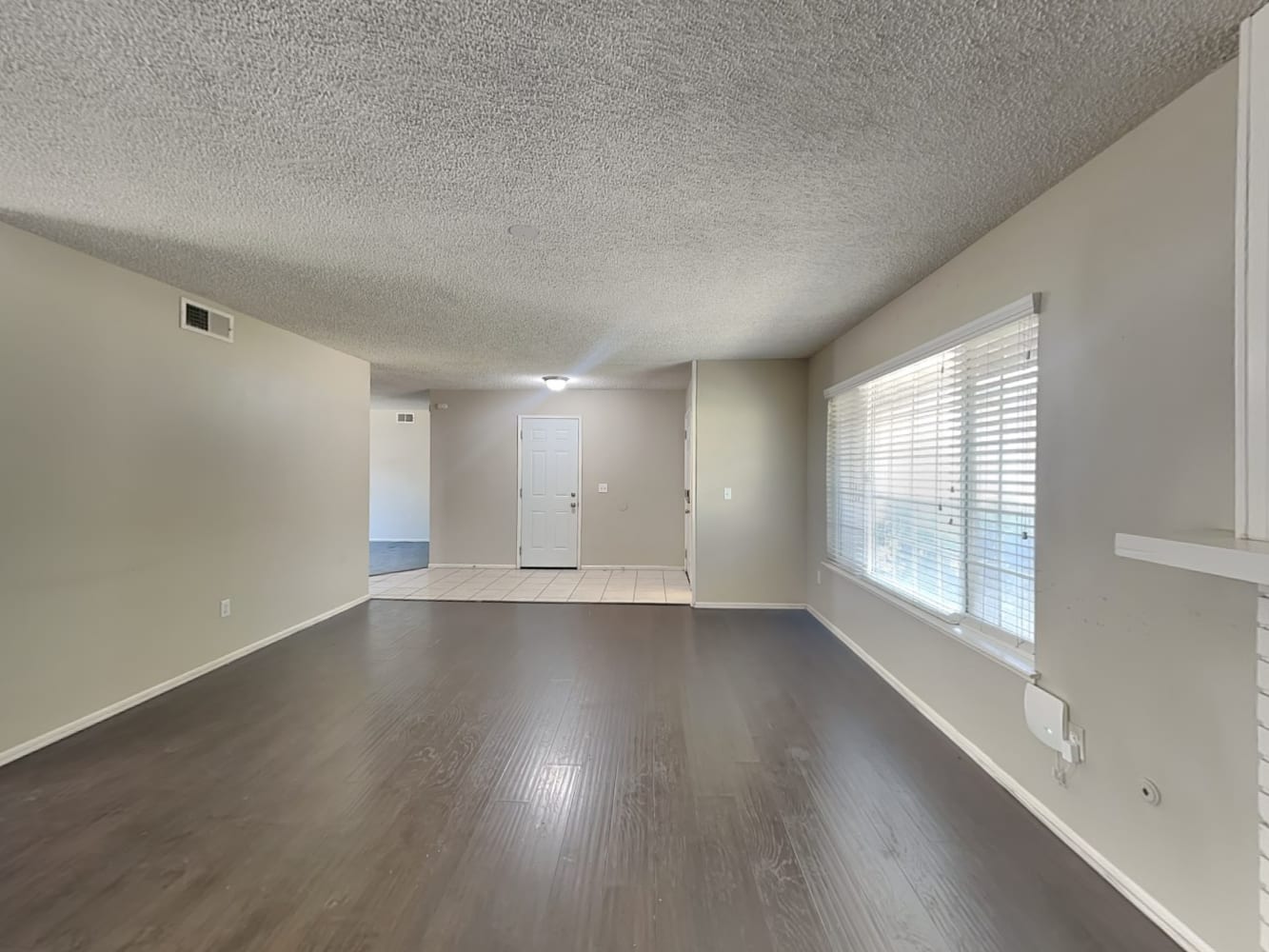 27331 Fisher St photo 4