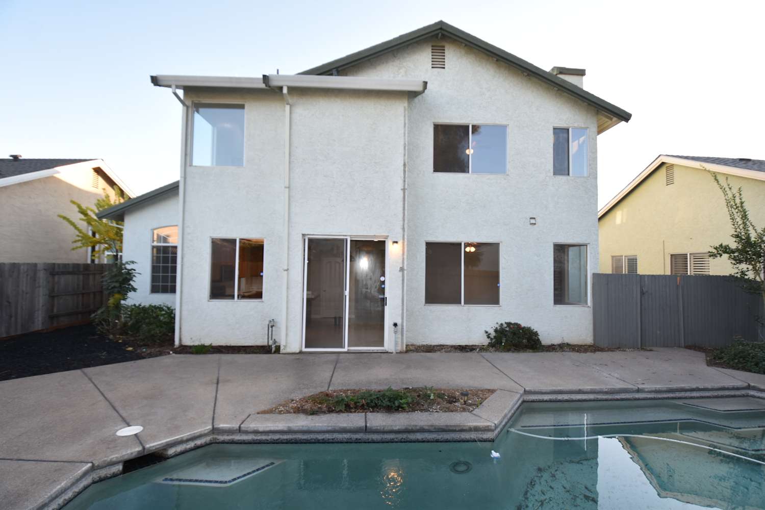 8107 Helmsdale Dr photo 4