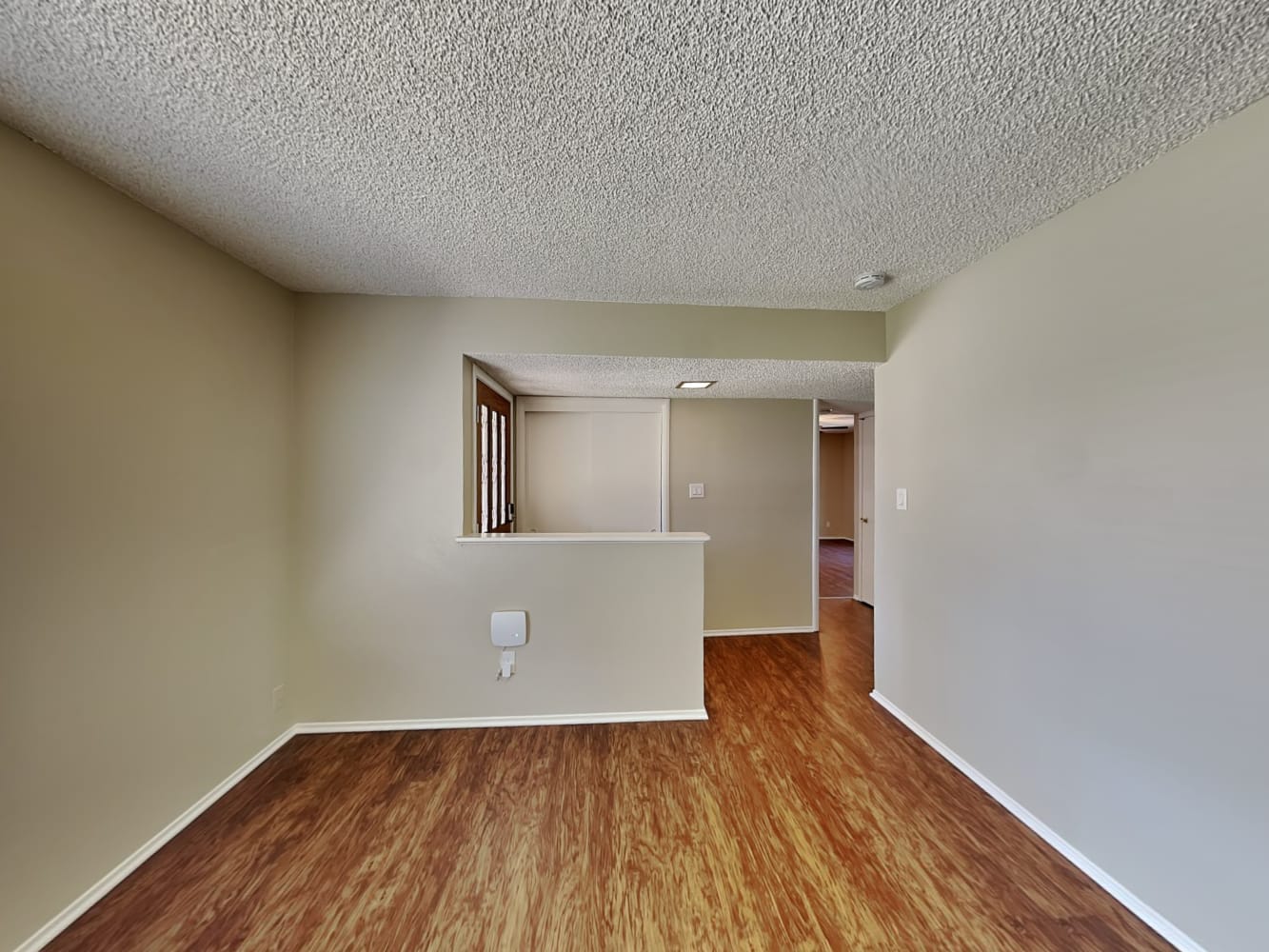2453 Aramon Dr photo 4