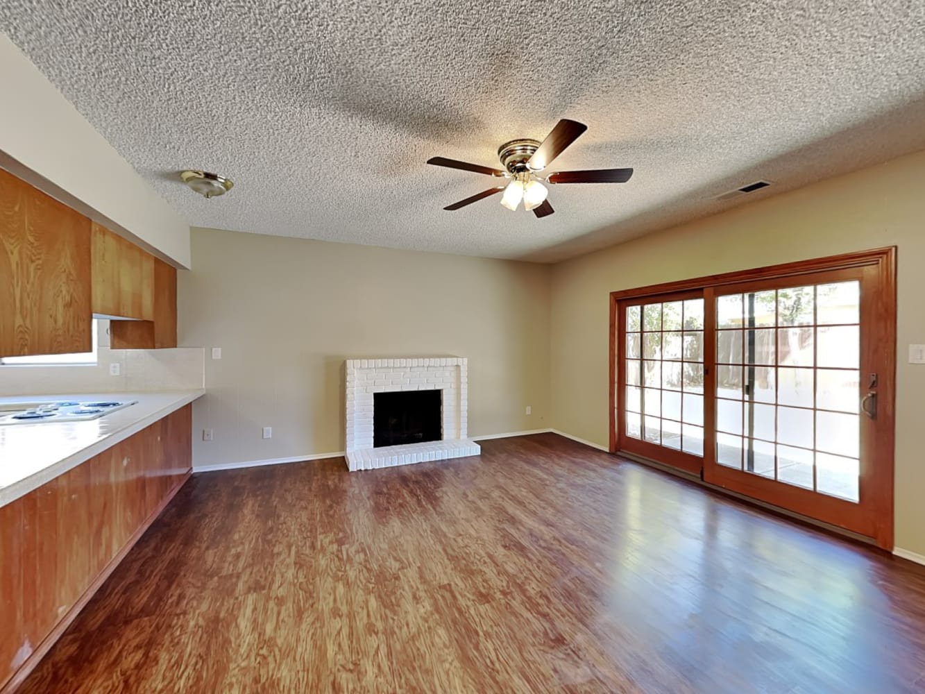 2453 Aramon Dr photo 5