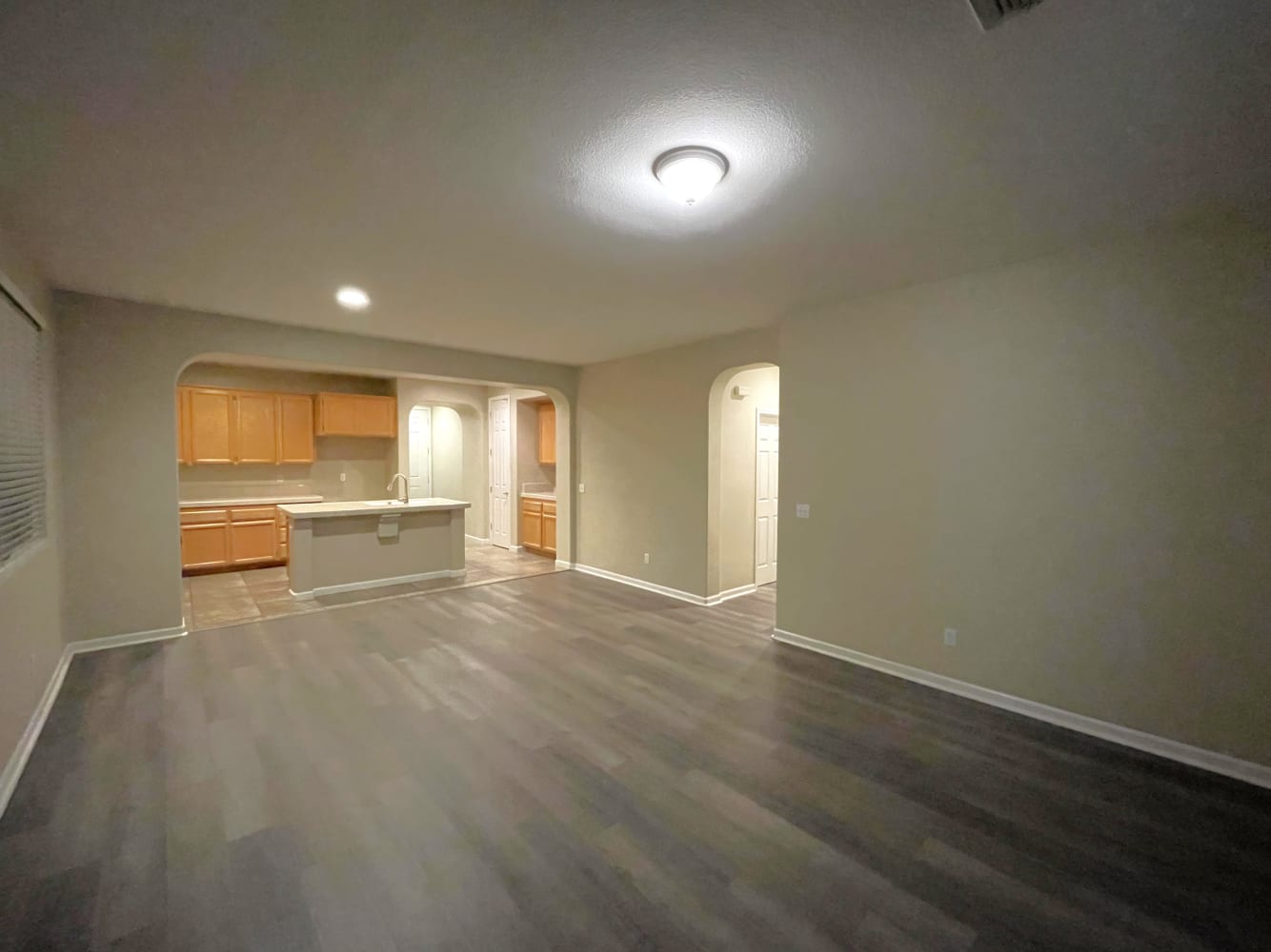 5736 Bridgecross Dr photo 3