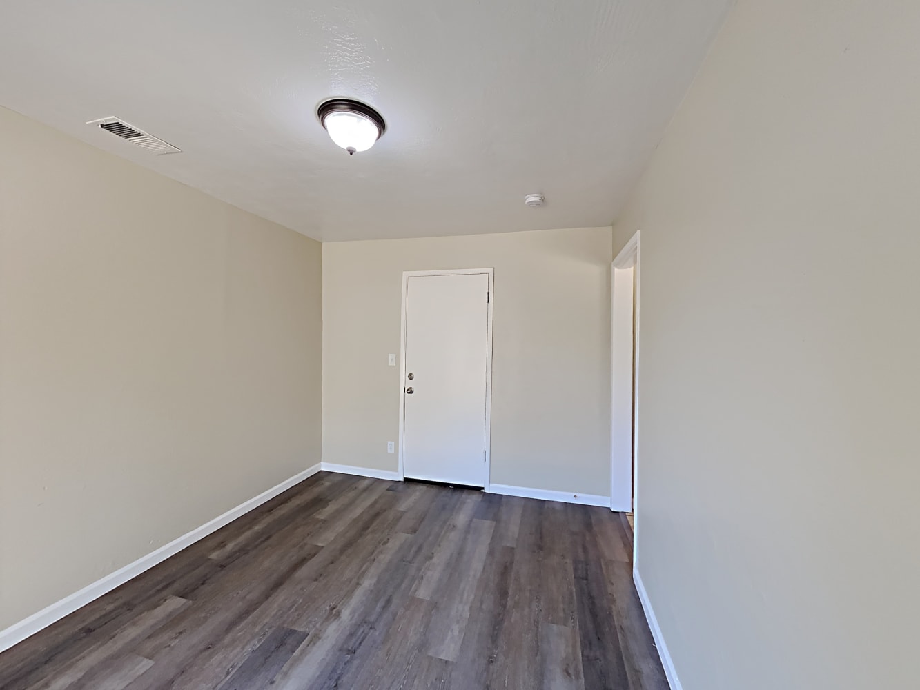 26 N Pacific Ave photo 5