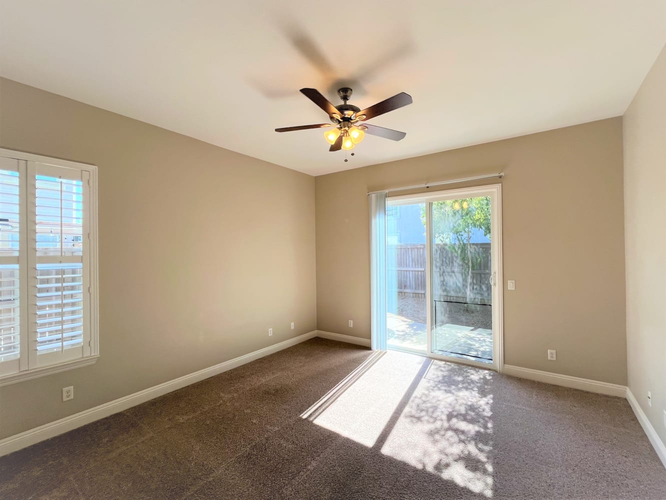 1118 Lawrence Ln photo 5
