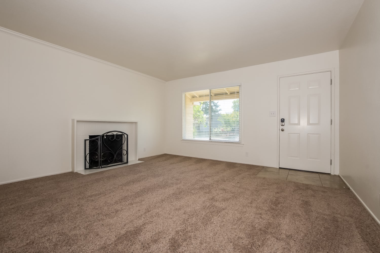 4553 Goya Pkwy photo 4