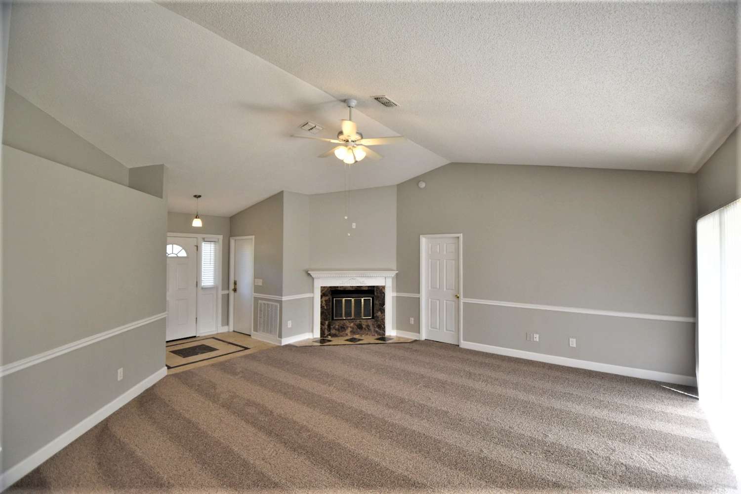8478 Wessex Ct photo 2
