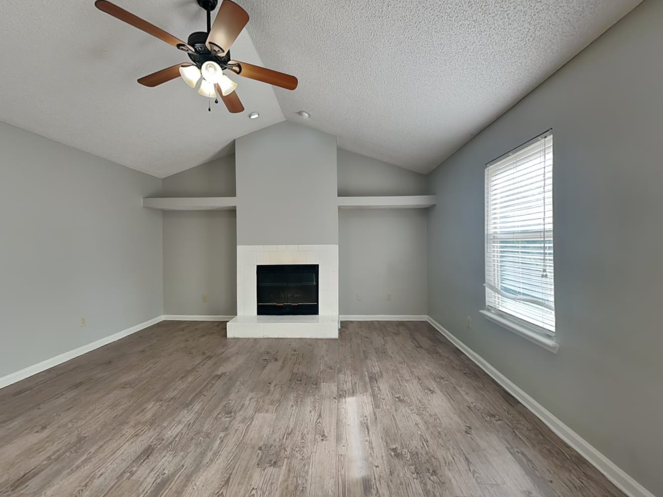 11302 Monument Landing Blvd photo 4