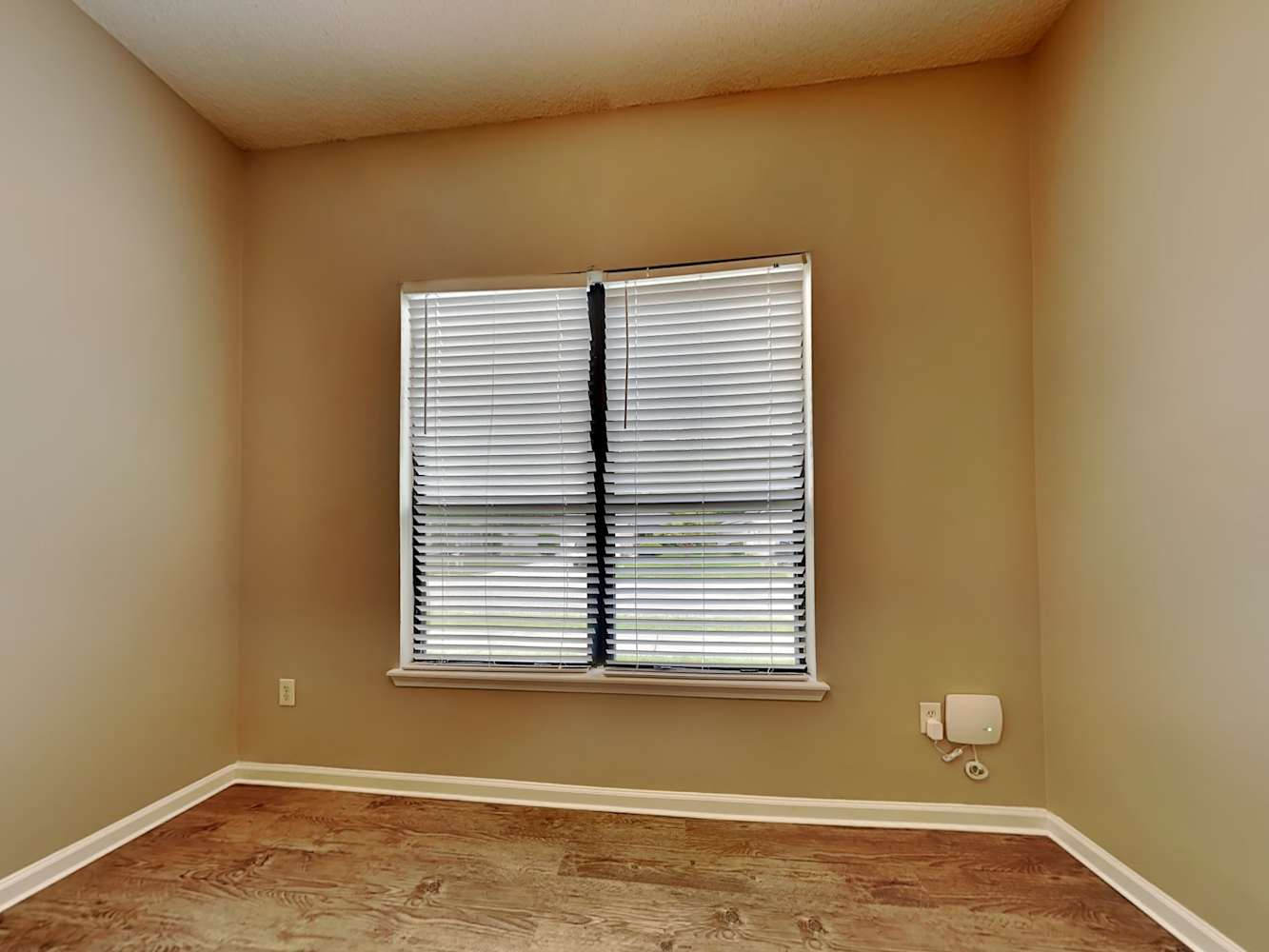 9564 Croxley Ct photo 5