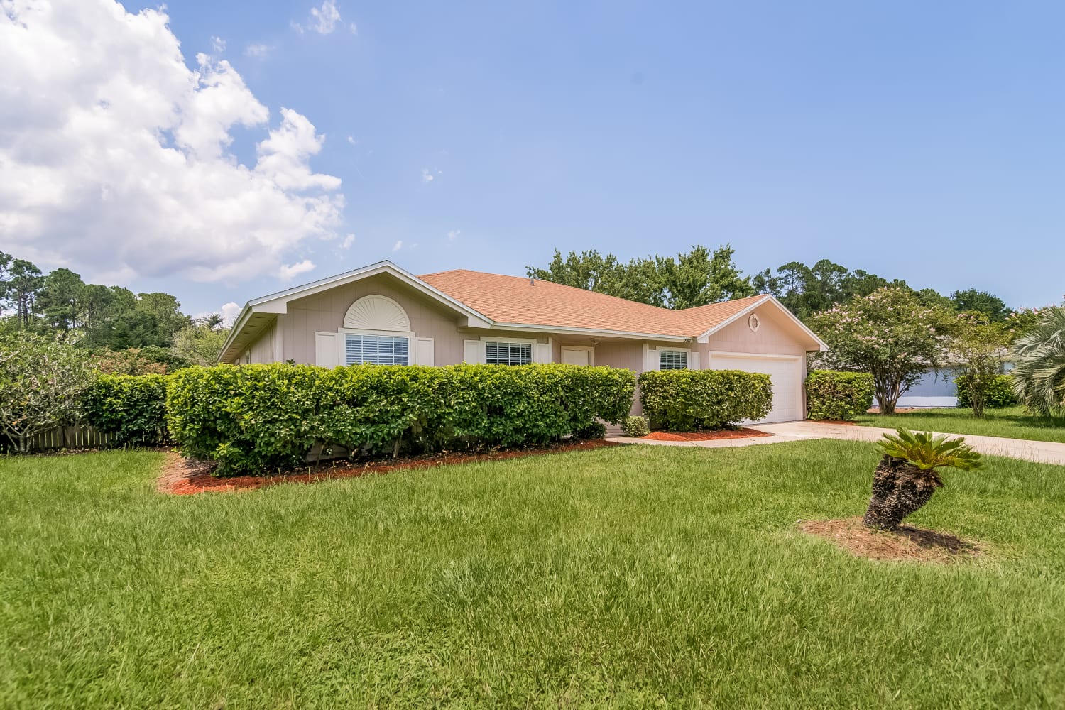 12963 Silver Springs Dr N photo 2