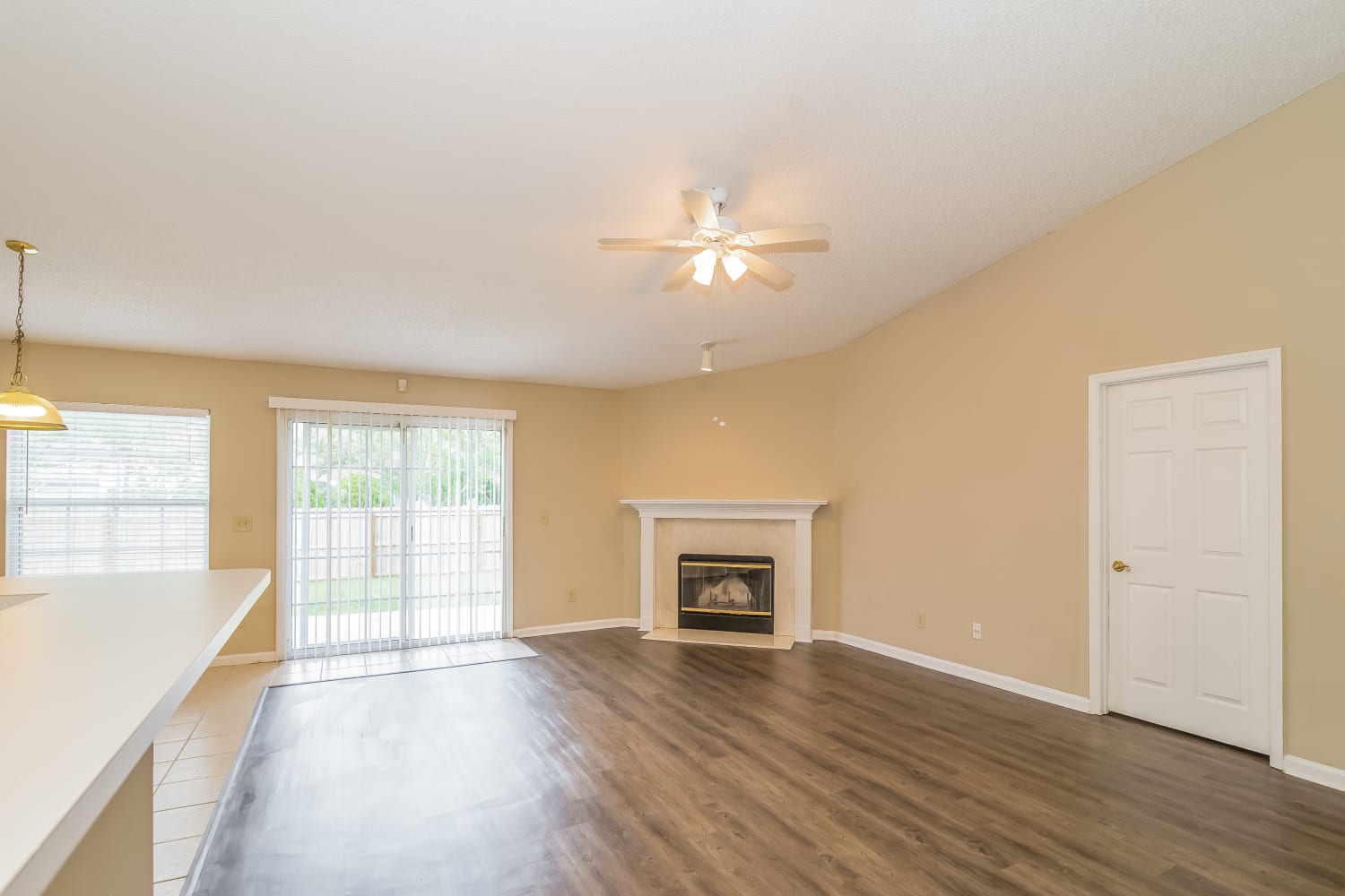 12963 Silver Springs Dr N photo 5