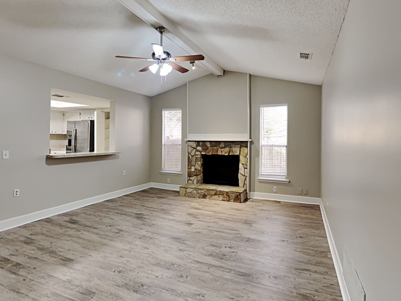 1062 Lana Ct photo 3