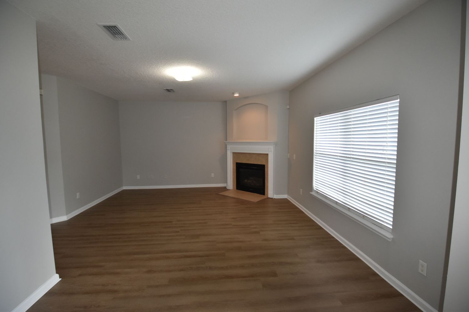 1729 Windover Pl photo 2
