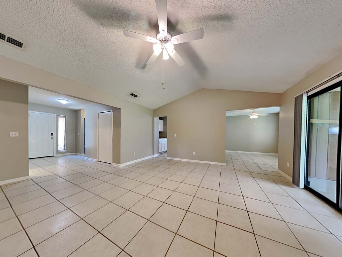 158 Annandale Dr E photo 4